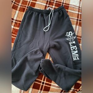 Salem Mass sweatpants